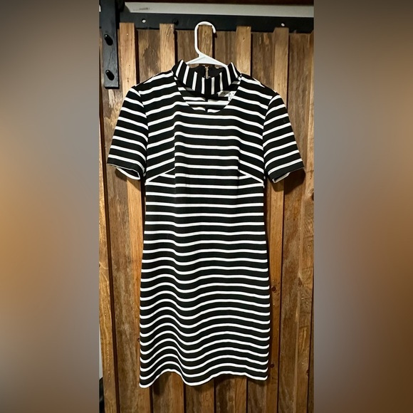 Trina Turk Black and White Sheath Mini Dress-Size 2 - Picture 1 of 3